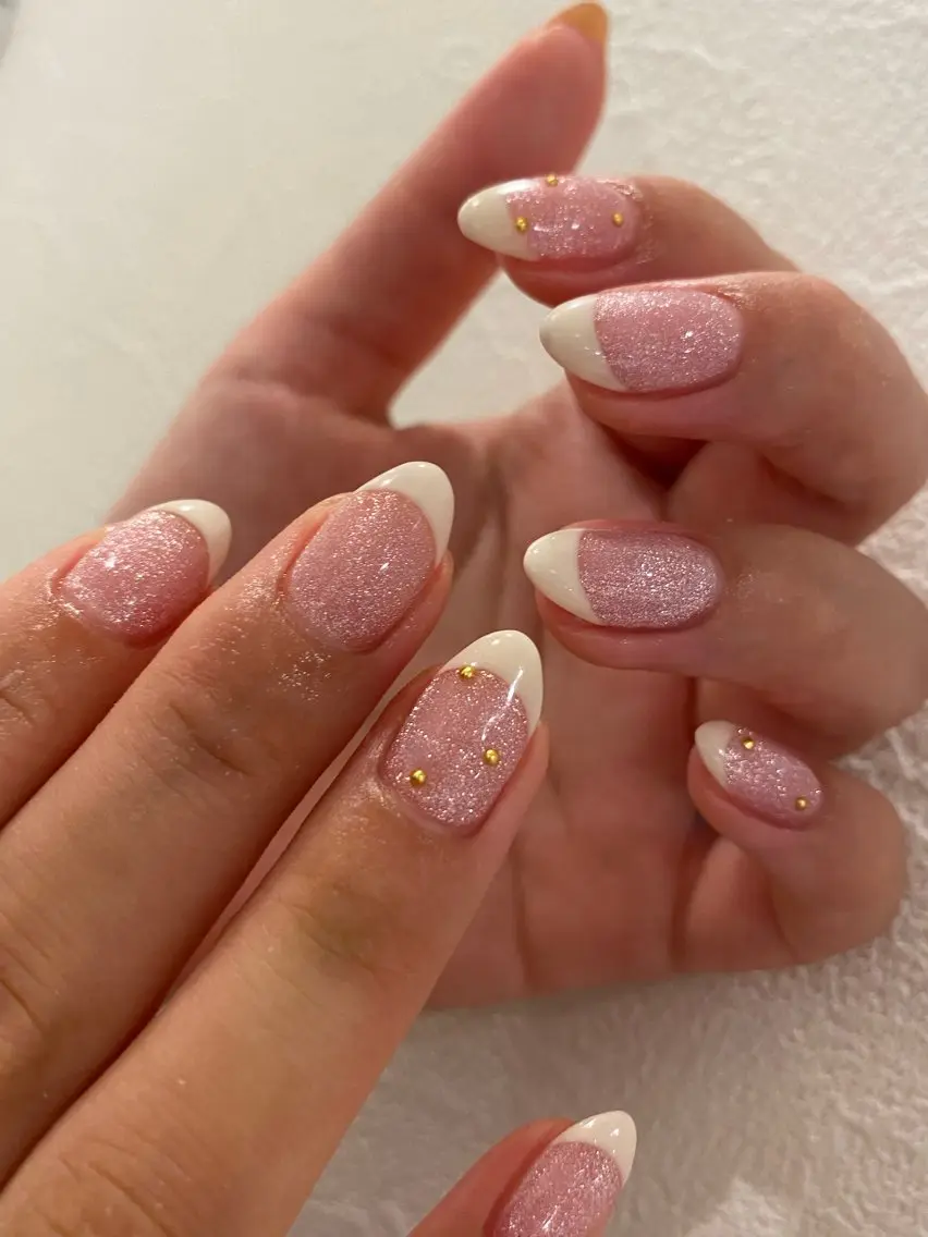 ネイル アートネイル フレンチネイル ジェルネイル ラメ(グリッター) ハンドネイル Ann nailのネイルデザイン