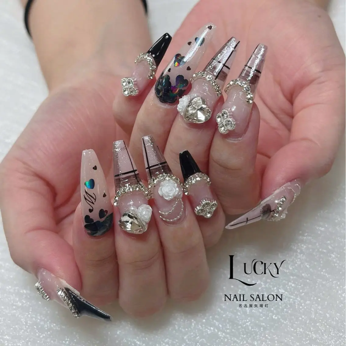 ネイル ハンドネイル Lucky Nail Salonのネイルデザイン