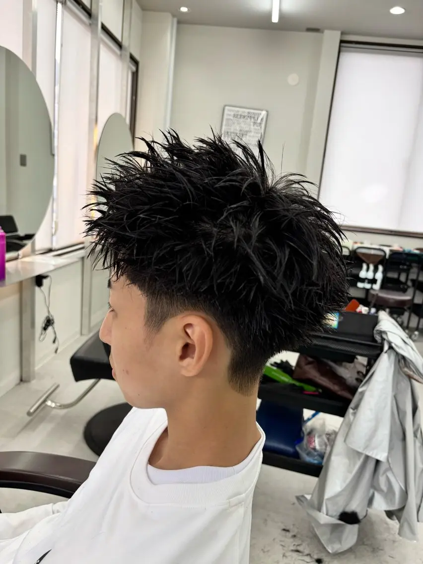 メンズ スパイキーショート カット KanedaRio パーマ/フェードのヘアスタイル