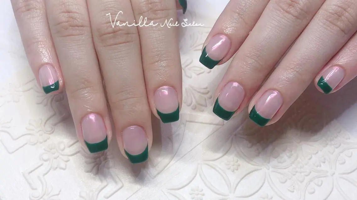ネイル ミラーネイル ハンドネイル Vanilla nail salonのネイルデザイン