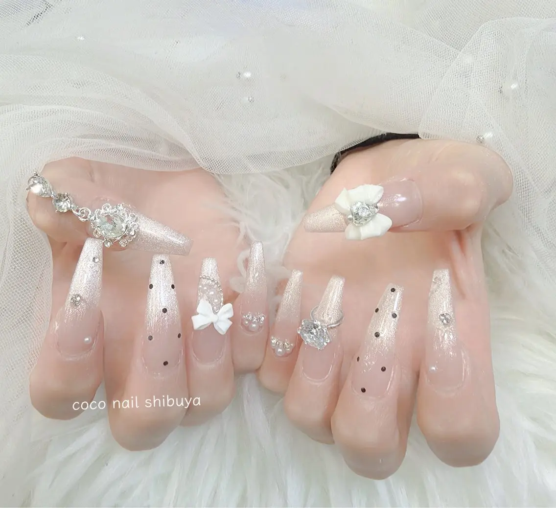 ネイル 長さ出し 韓国ネイル ロングネイル 持ち込み スーパーロングネイル ハンドネイル CoCo Nail 長さ出し専門店のネイルデザイン