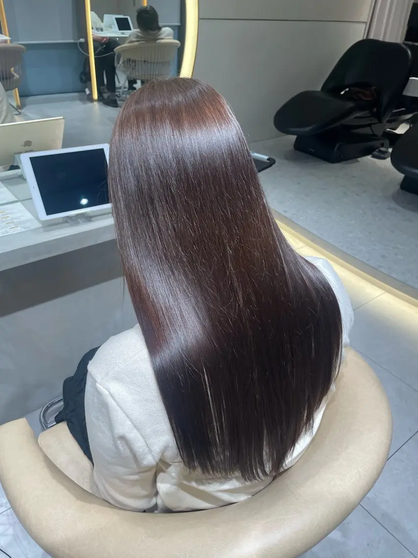 セミロング カット 縮毛矯正 トリートメント 🌟透明感カラー× 小顔カット いっせいのヘアスタイル