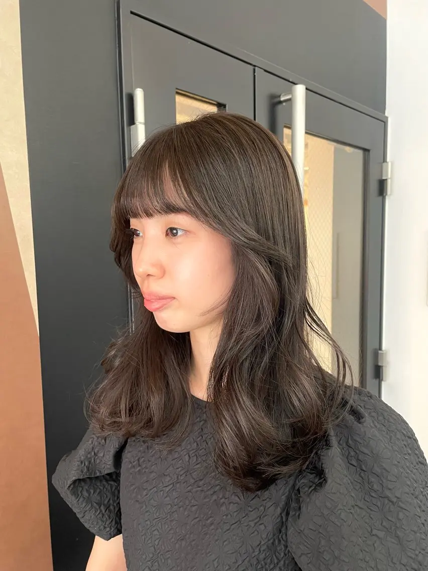 ロング カラー ヘアアレンジ グレージュ kana .のヘアスタイル