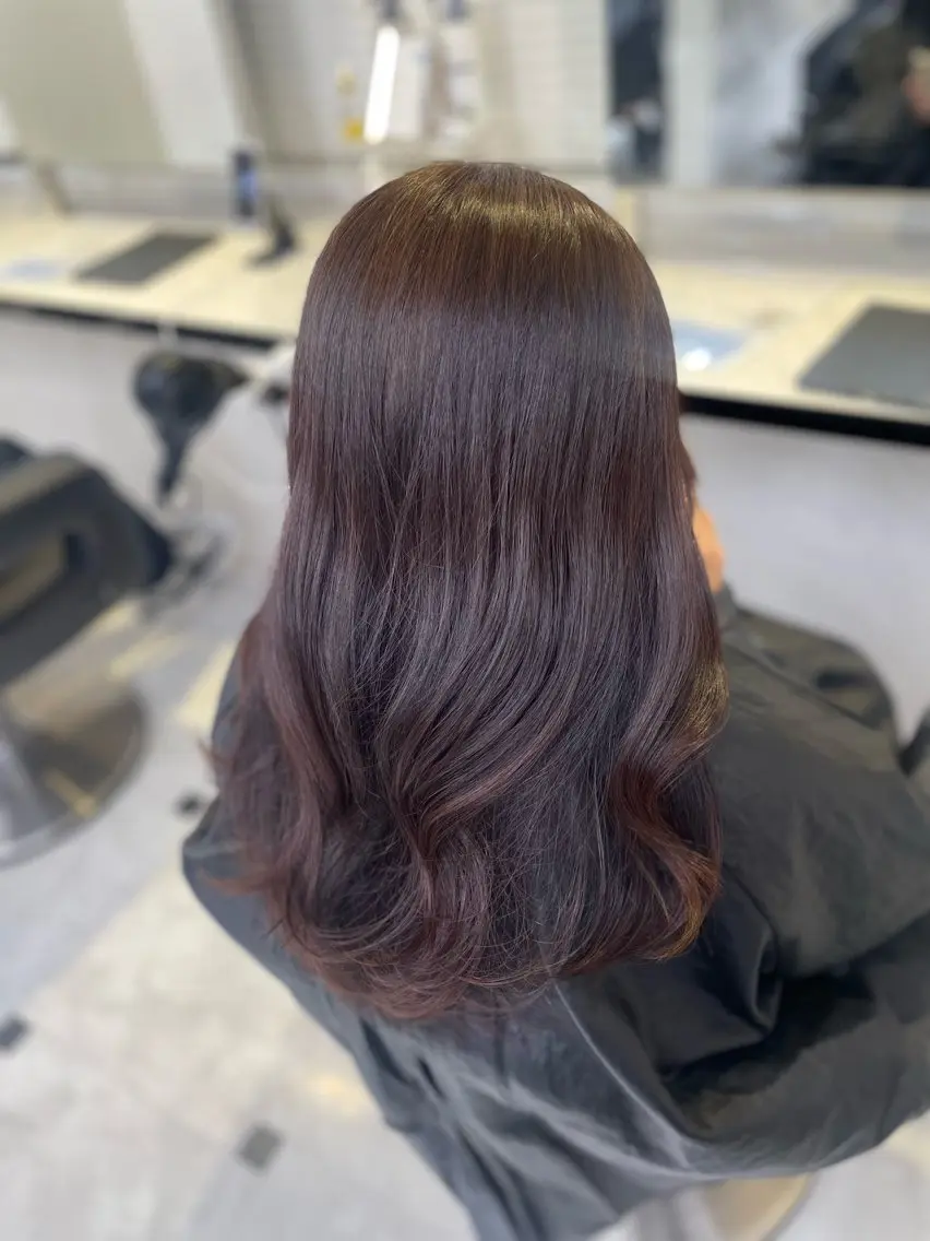 ミディアム カット ヘアカラー うる艶トレンドヘア 🕊️上野BABYのヘアスタイル