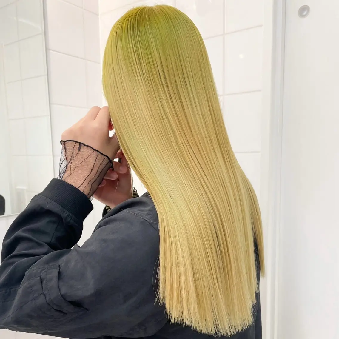 ロング ヘアカラー トリートメント 🧚🏻透明感カラー 🫧フウワのヘアスタイル
