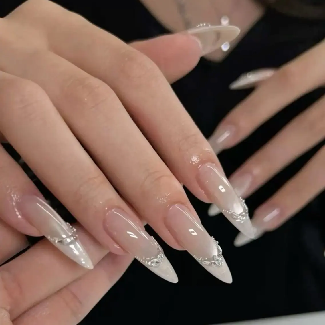 ネイル 韓国ネイル マグネットネイル 持ち込み ハンドネイル Dyo Nail_Royalのネイルデザイン
