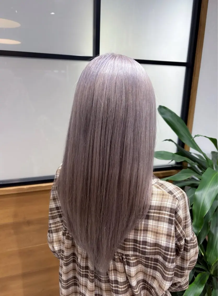 ロング カラー ブリーチ デザインカラー ダブルカラー ハイライトカラー インナーカラー といだなぎさ /エクステ🩶のヘアスタイル