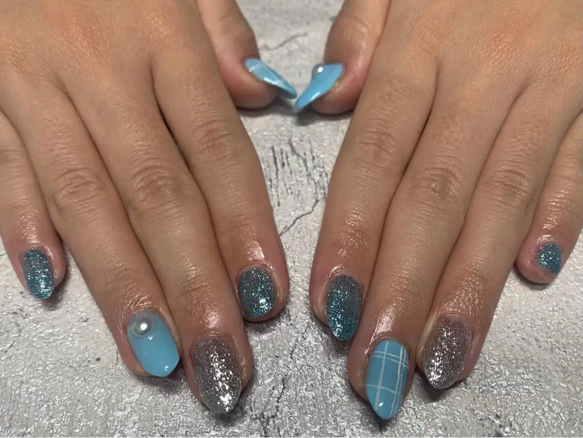 ネイル ハンドネイル mogunail &blowのネイルデザイン