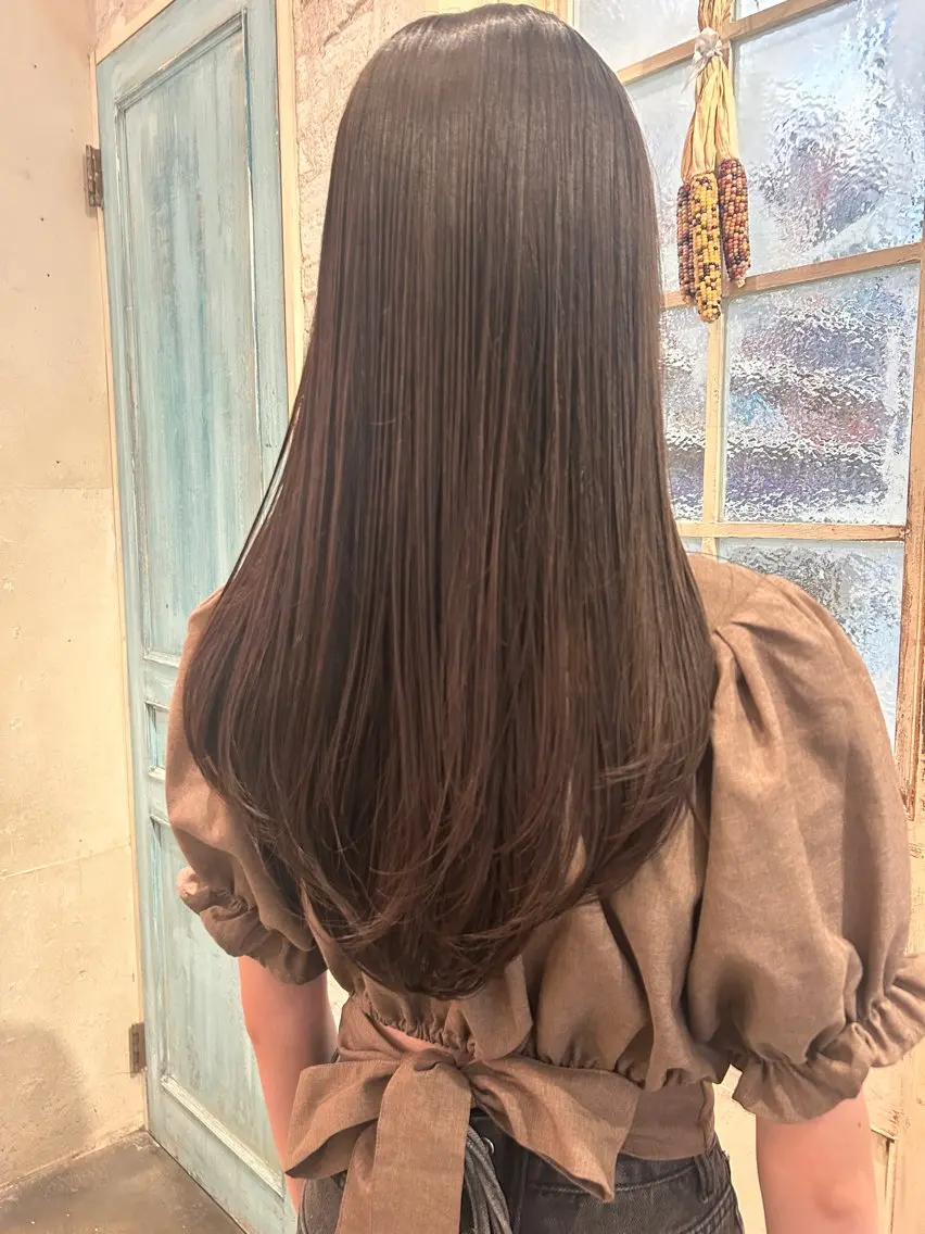 ロング 藤村 桃歌のヘアスタイル