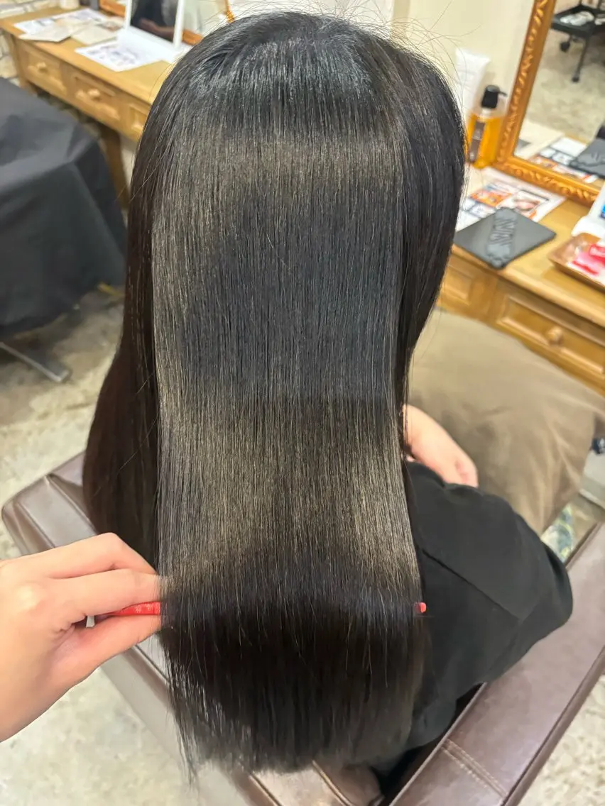 ロング ヘアカラー トリートメント 髪質改善特化🫧韓国 🇰🇷amiruのヘアスタイル