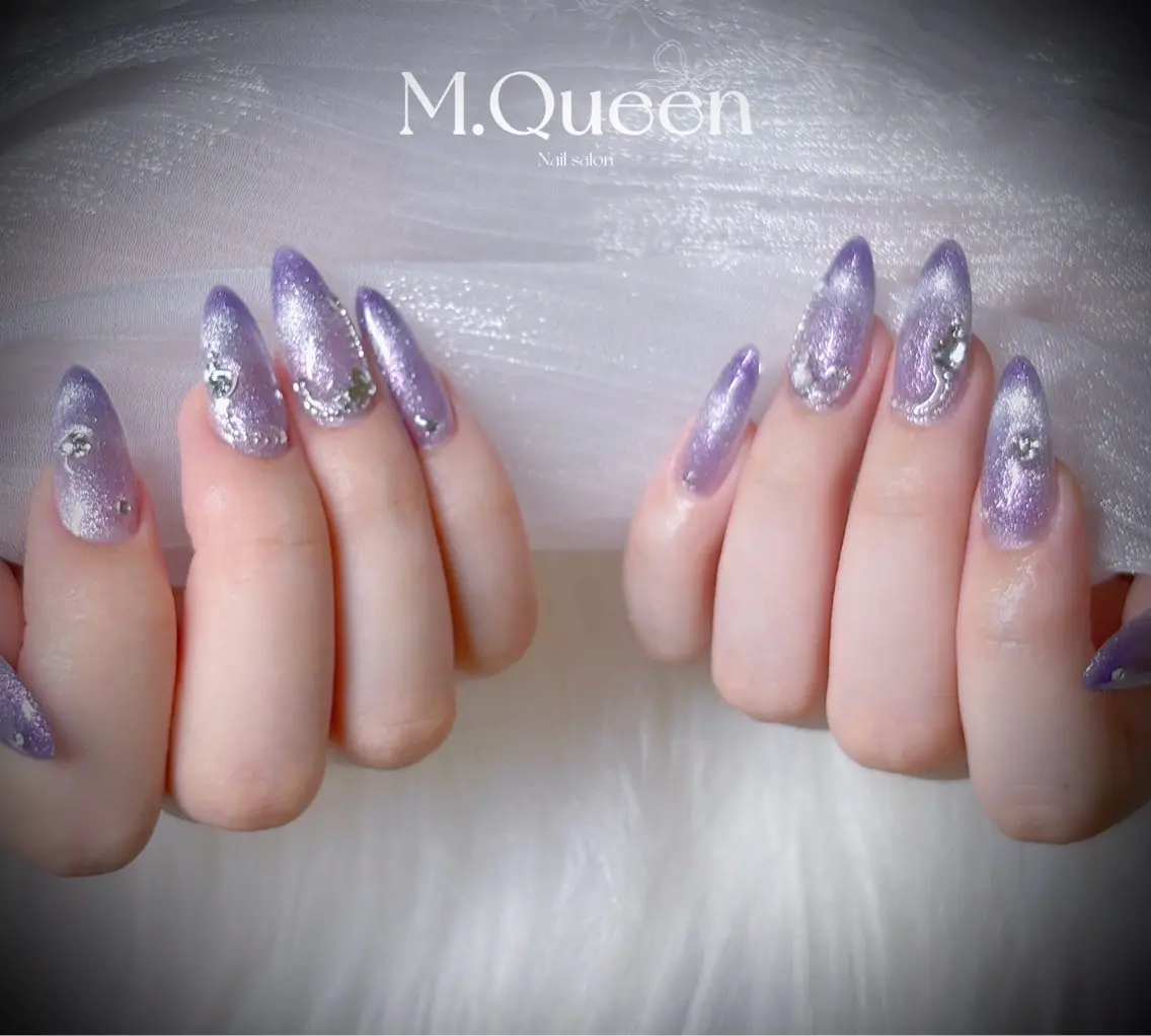 ネイル MQueen ネイルサロンマルのネイルデザイン