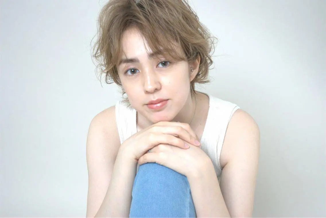 ショート 羽エクステ🪽 🤍まき🤍のヘアスタイル