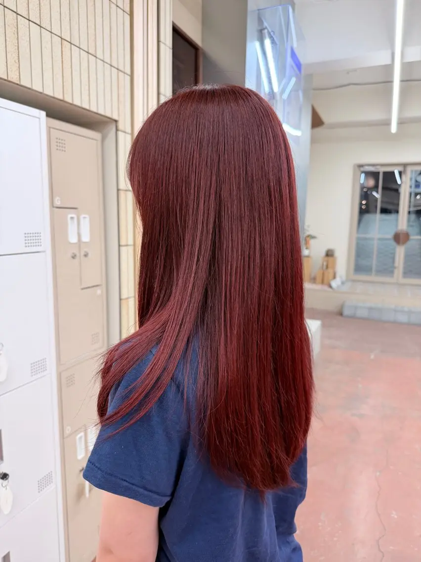 ロング カラー 坪井 心音のヘアスタイル