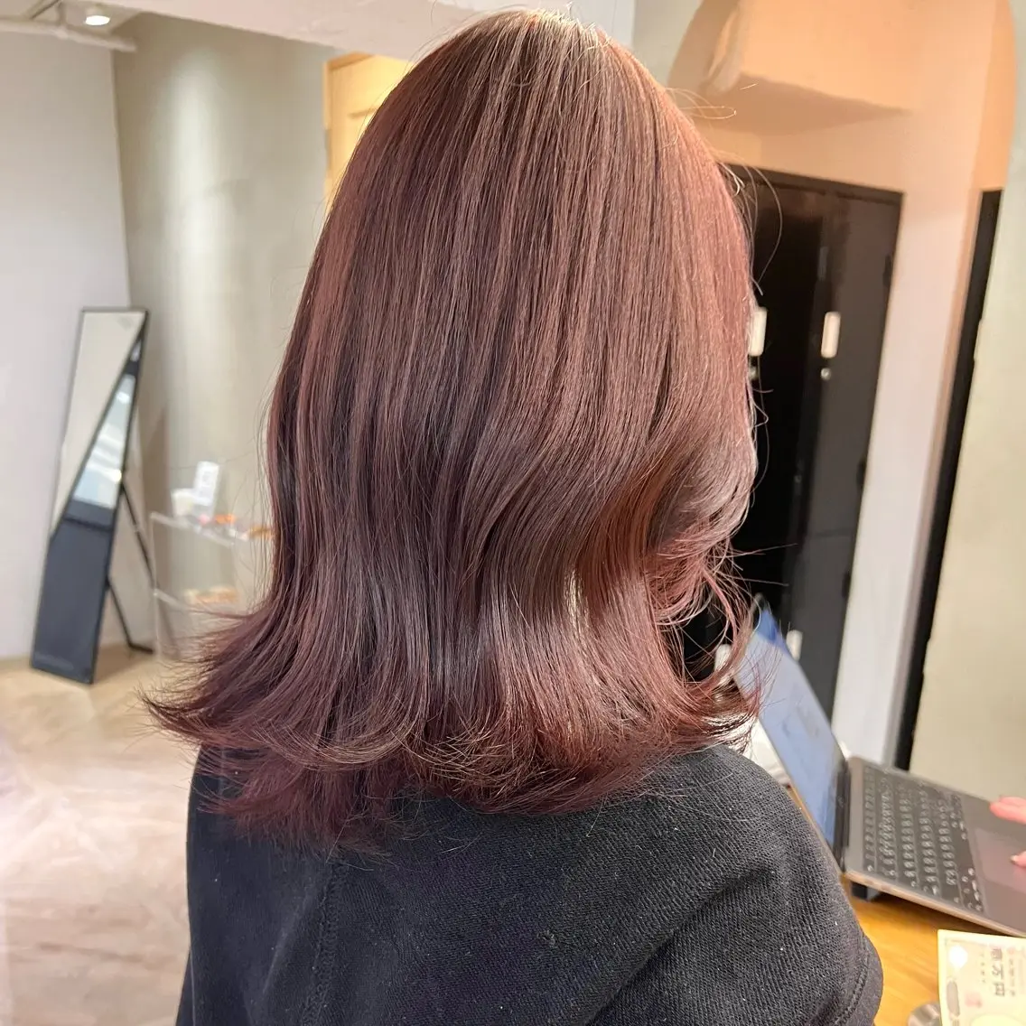 ミディアム カラー カシス 透明感カラー ダブルカラー レッドカラー ヘアカラー トリートメント レイヤー/縮毛矯正/ 暖色/mao🎀のヘアスタイル