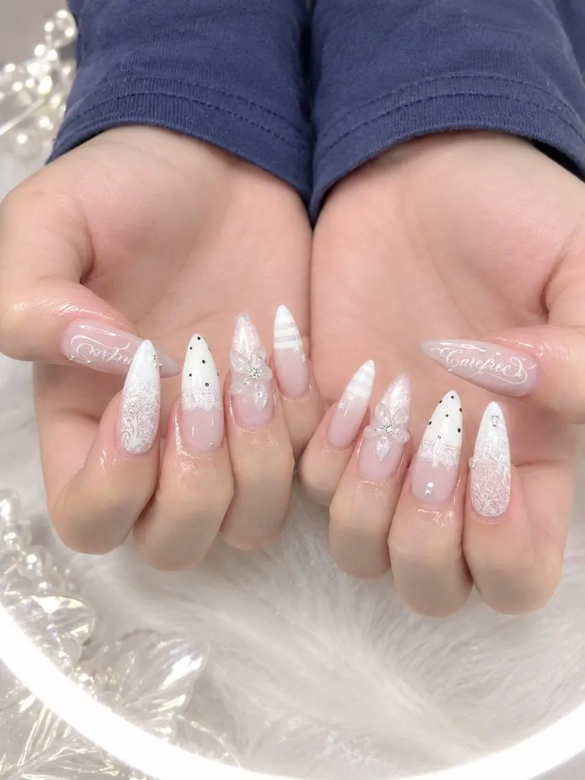 ネイル ENSalon 愛佳のネイルデザイン