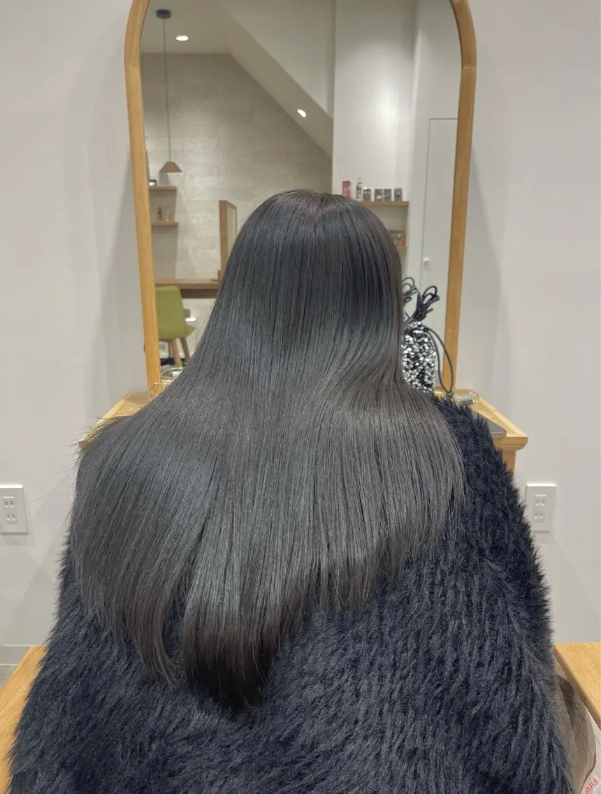 ロング カラー 透明感カラー 韓国風ヘア ロング トリートメント ヘアカラー 深田 綾香のヘアスタイル