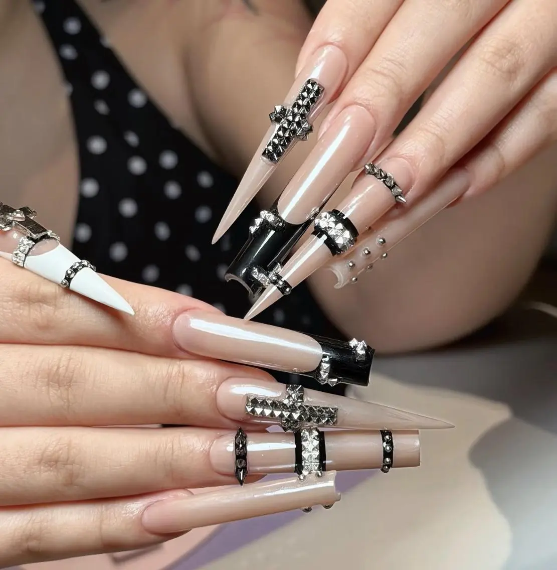 ネイル ハンドネイル ハンドケア 🍑 momo_nailのネイルデザイン