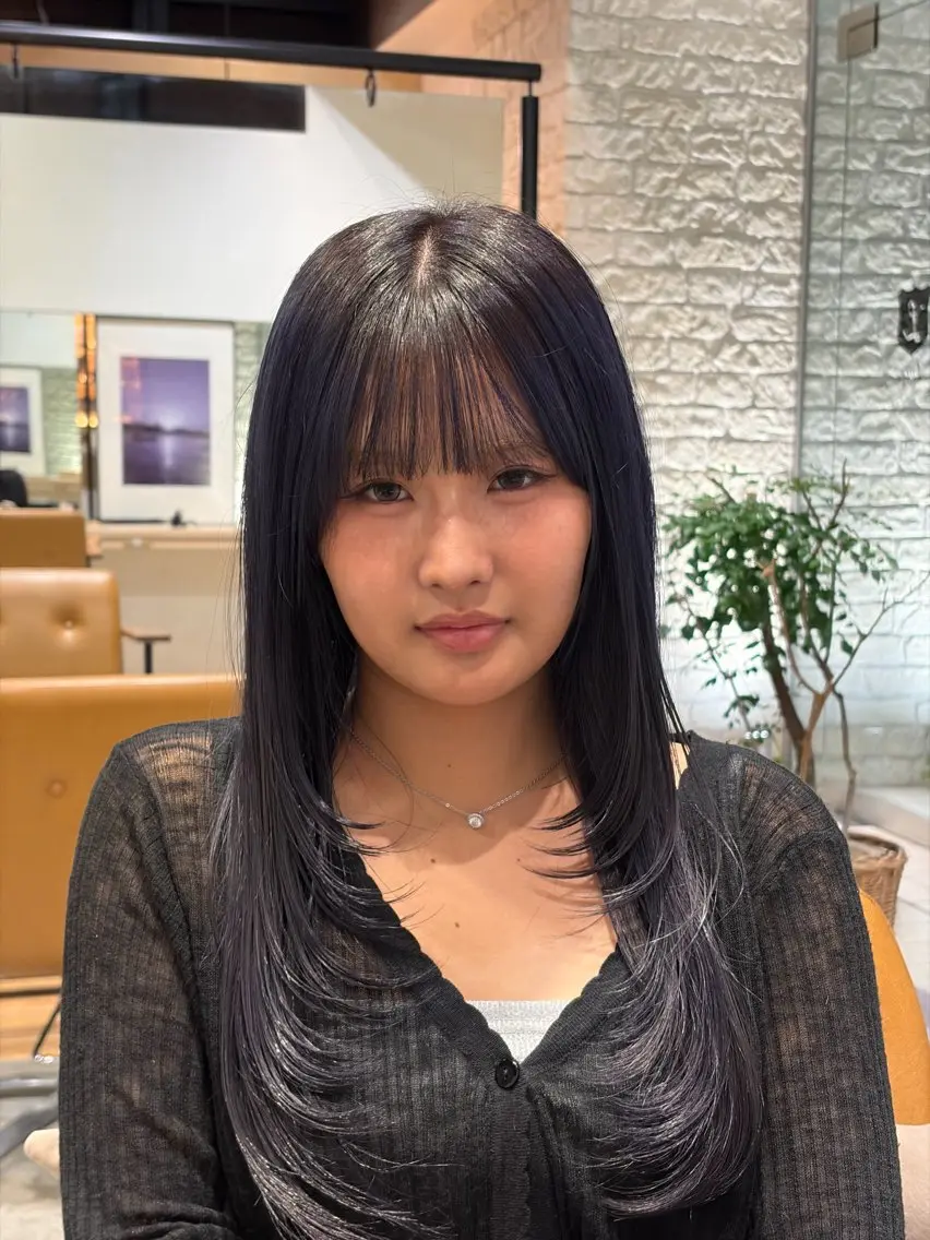 ロング レイヤーカット カット 夏海 ハッシュカットのヘアスタイル