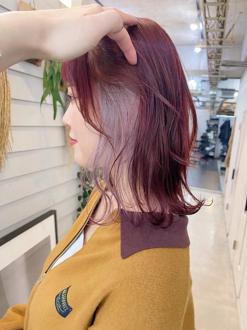 ミディアム カラー ブリーチ ダブルカラー イヤリングカラー ブリーチなしカラー ヘアカラー トリートメント AiM 大名　似合わせカットのヘアスタイル