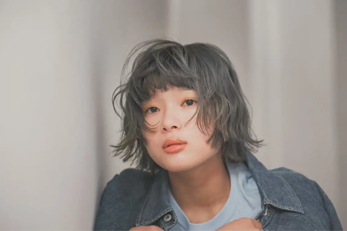 ミディアム 縮毛矯正/髪質改善 インナーカラーせいぎのヘアスタイル