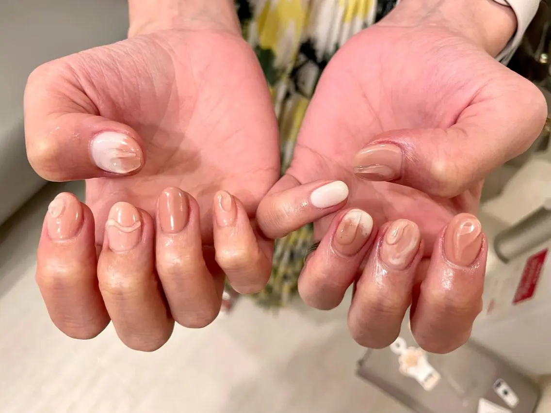 ネイル ニュアンスネイル haruka. nailsTOKYOのネイルデザイン