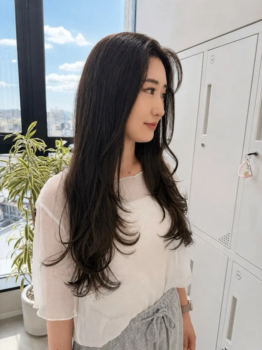 ロング aoi🍥 / 大阪美容室のヘアスタイル