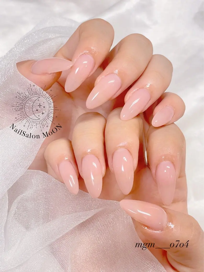 ハンドネイル ハンドケア MoON...❤︎ MeGuのネイルデザイン