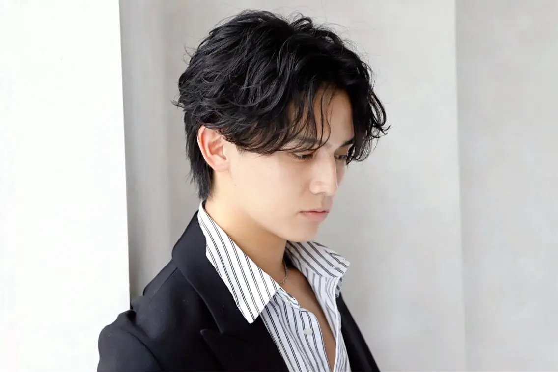 メンズ メンズパーマ カット パーマ 【公式】Men's salonLUCEYの眉毛・アイブロウイメージ