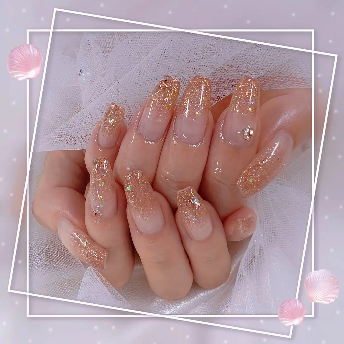 ネイル チークネイル フレンチネイル グラデーション マグネットネイル マグネットフレンチ ハンドネイル Chill Nailsalonのネイルデザイン