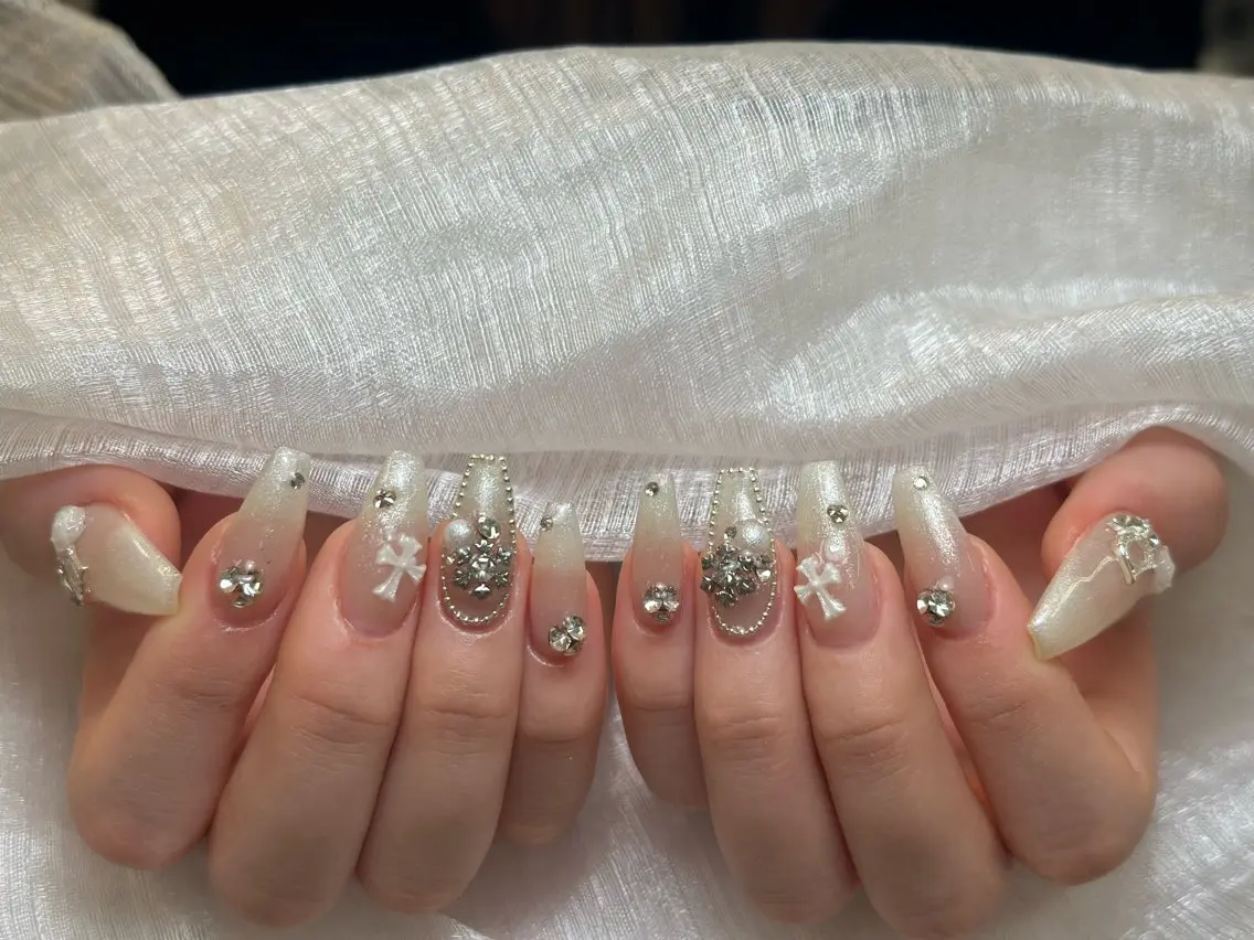 ネイル アートネイル 成人式 ジェルネイル ニュアンスネイル 夏ネイル NIE NAIL Luxeのネイルデザイン