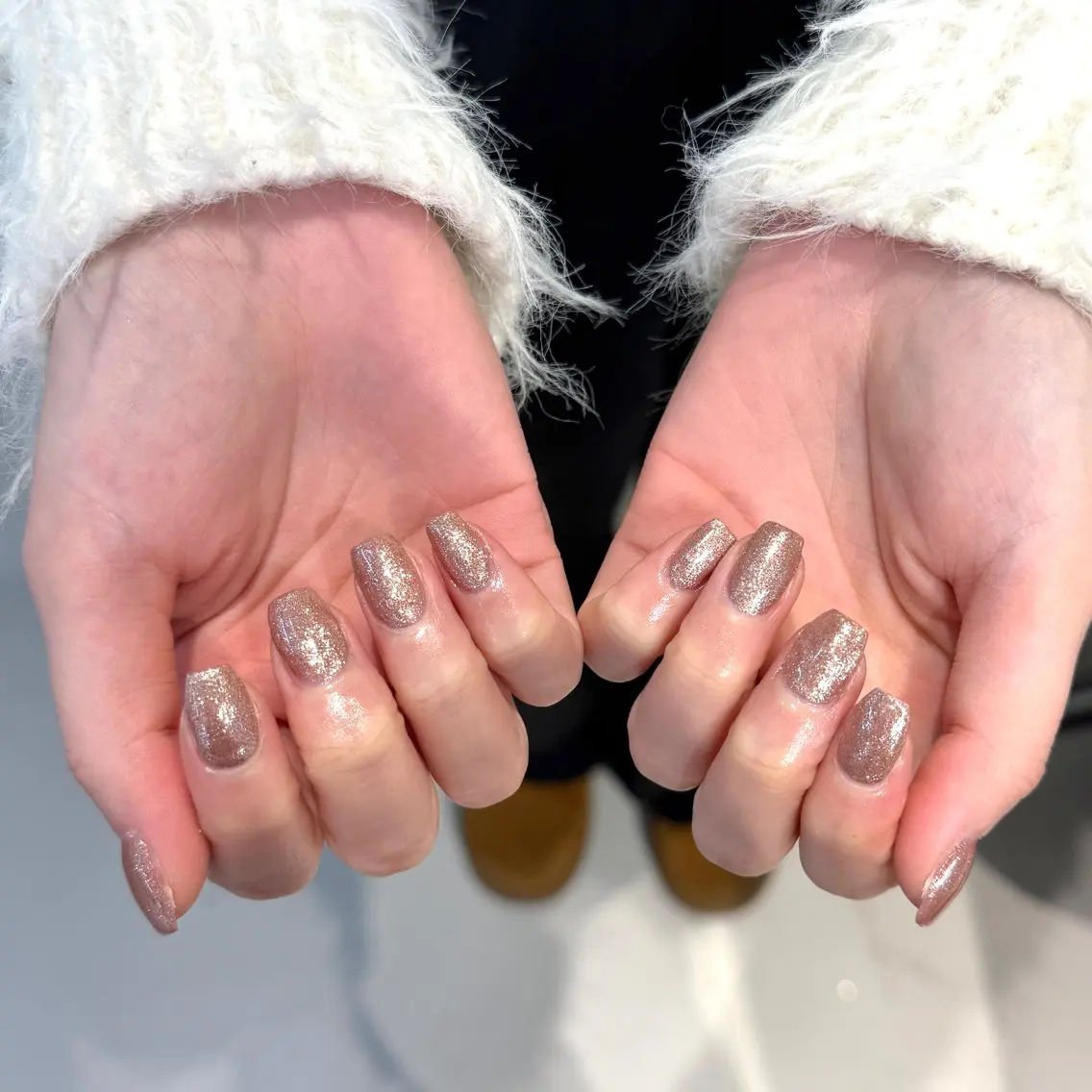 ネイル ブラウン キラキラネイル saki.K DEE yabaのネイルデザイン