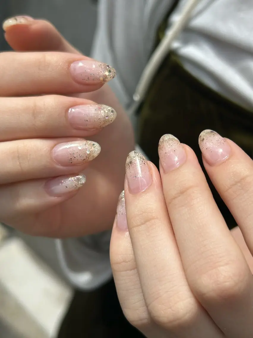 ラメグラデ(オフなし) クリアベースの写真