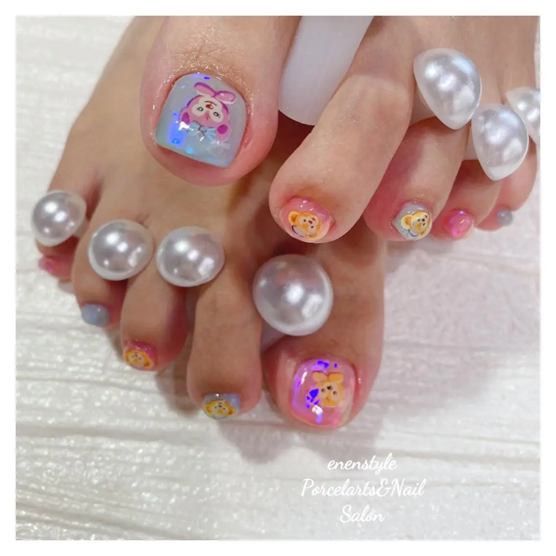 ミディアム ネイル 🐾enen style 🐾のネイルデザイン