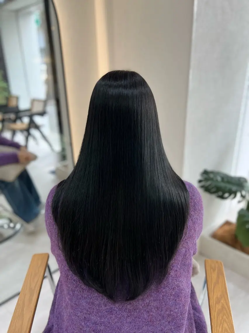 ロング カラー Zina aimiのヘアスタイル