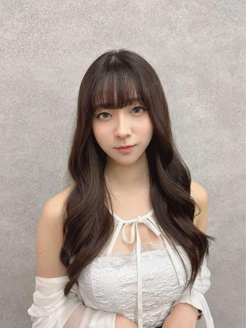 ロング カラー ︎・ AIYUのヘアスタイル
