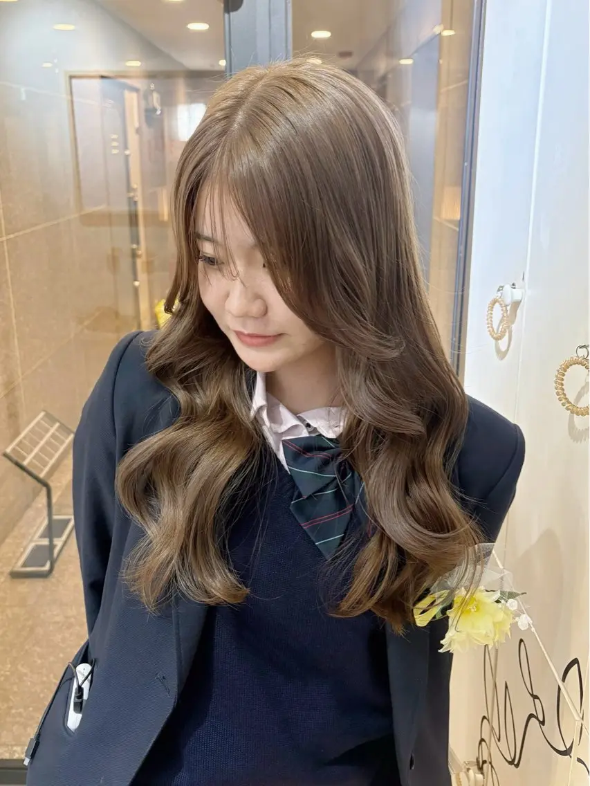 ロング カラー ベージュカラー ヘーゼル カット ヘアカラー RINO/似合わせ /女性専用𖧷のヘアスタイル