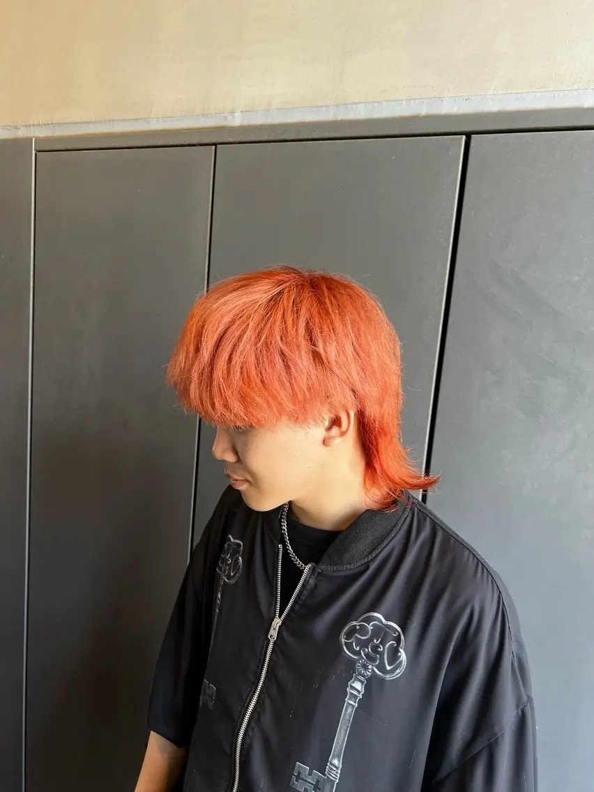 カラー メンズ カット ヘアカラー トリートメント ダブルカラー寒色系 ボリューム改善ハヤトのヘアスタイル