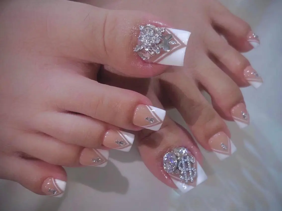 ネイル フットネイル AURA NAIL🎀💅のネイルデザイン