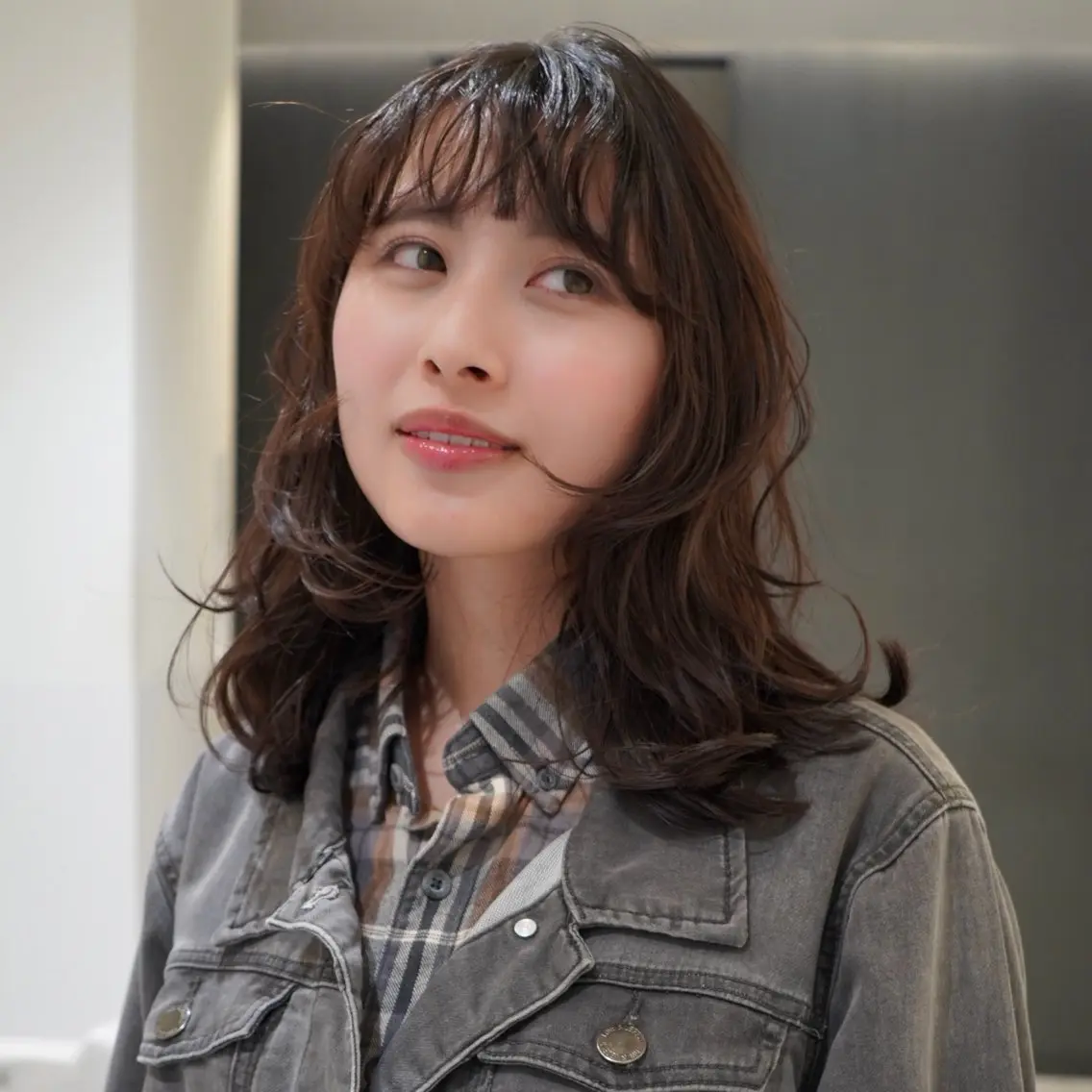 ミディアム ミディアムパーマ 飯田 優花ミディアム/ボブのヘアスタイル