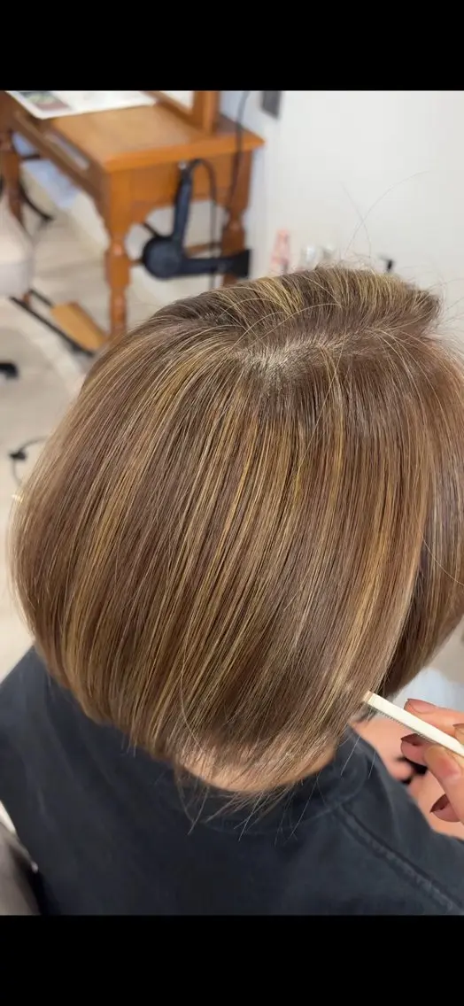ショート カラー 透明感カラー ハイライトカラー ハイライト 🫧おおにし みか🫧のヘアスタイル