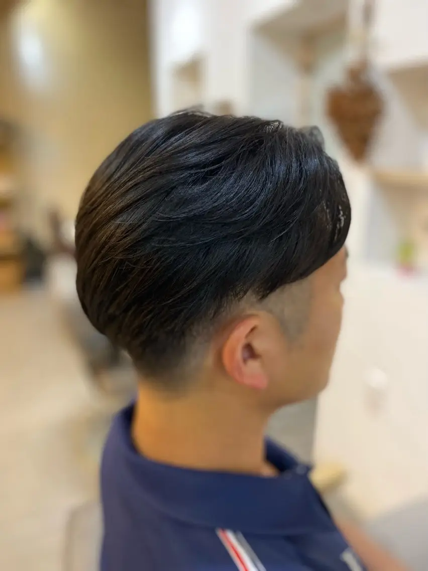 メンズ ツーブロック 東上 瑠莉のヘアスタイル