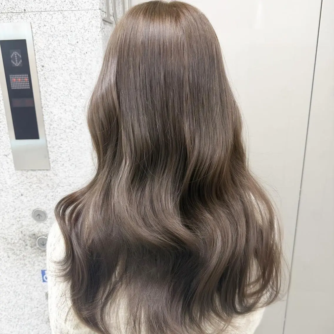 カラー 🫧🦢韓国レイヤー 似合わせヘア🦢🫧のヘアスタイル