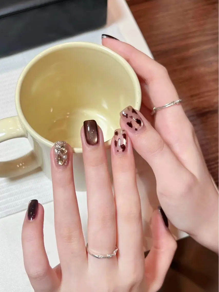 ネイル ハンドネイル YUNIA NAILのネイルデザイン