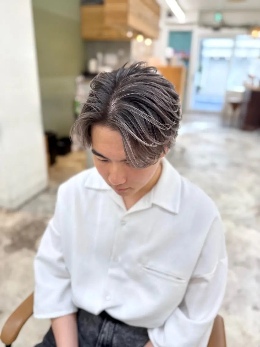 ショート カラー メンズ メンズバレイヤージュ バレイヤージュ レイヤーカット カット ヘアカラー トリートメント バレイヤージュ/ 曲がる縮毛矯正/安室のヘアスタイル
