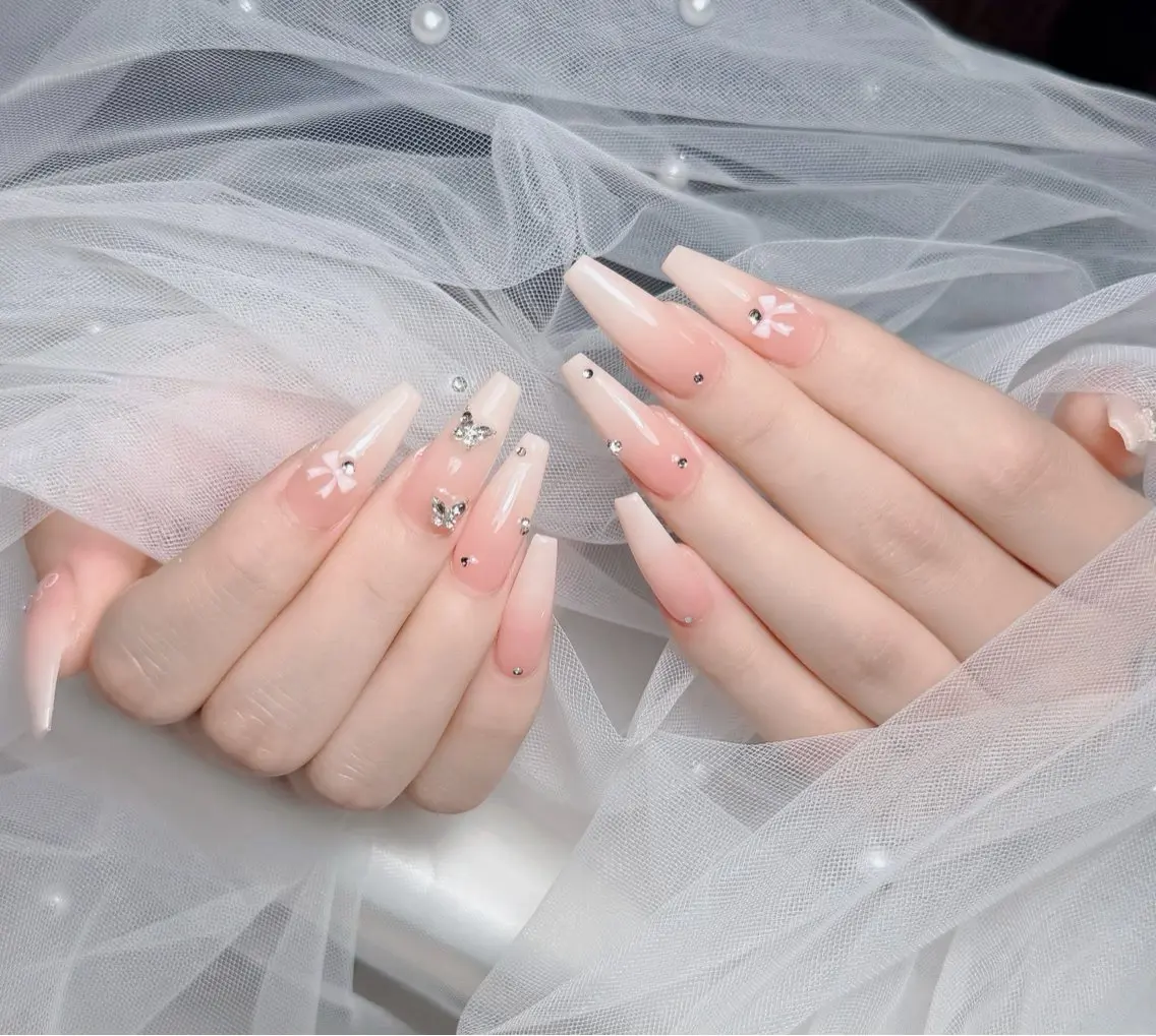 ネイル アートネイル フレンチネイル ジェルネイル 韓国ネイル マグネットネイル ハンドネイル Lenie Nail Okuboのネイルデザイン