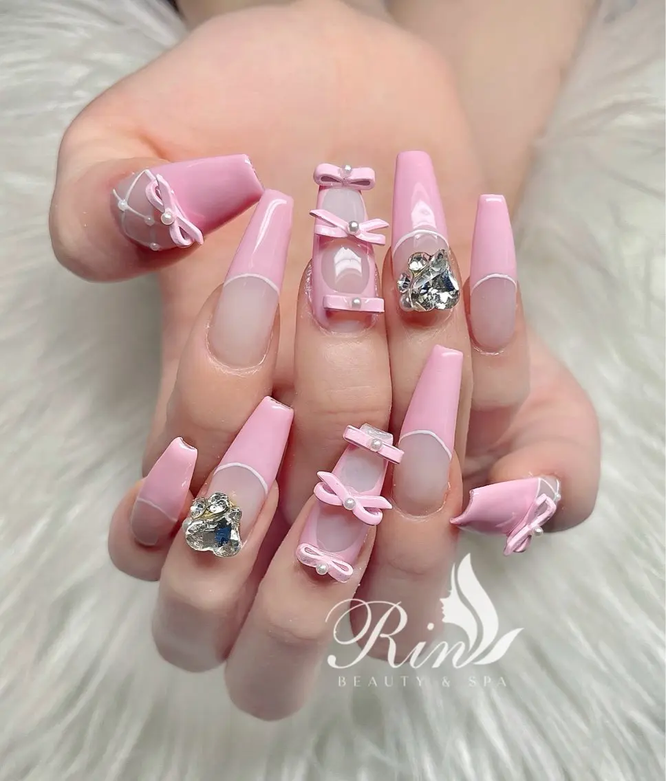 ネイル アートネイル フレンチネイル ジェルネイル 韓国ネイル ミラーネイル Rin Nail 新大久保店のネイルデザイン