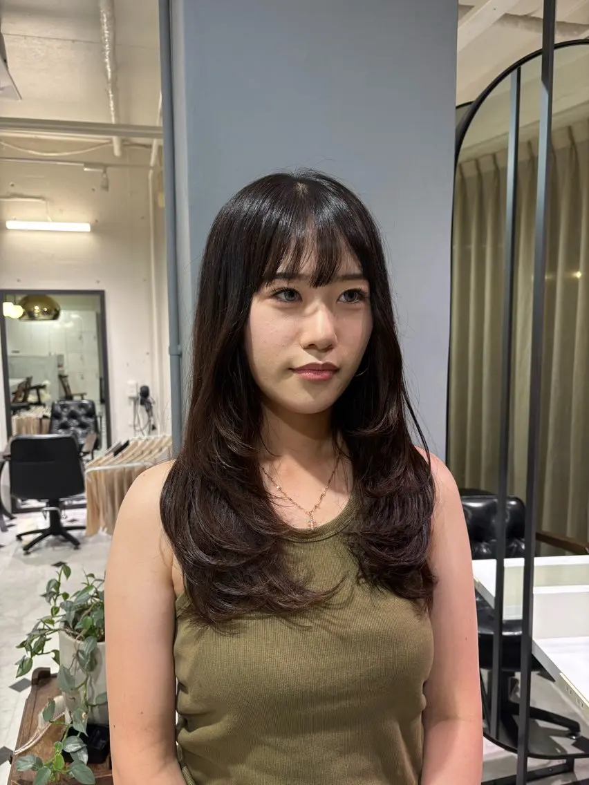 ロング レイヤーカット 宇野愛華∕ パーマスタイルのヘアスタイル