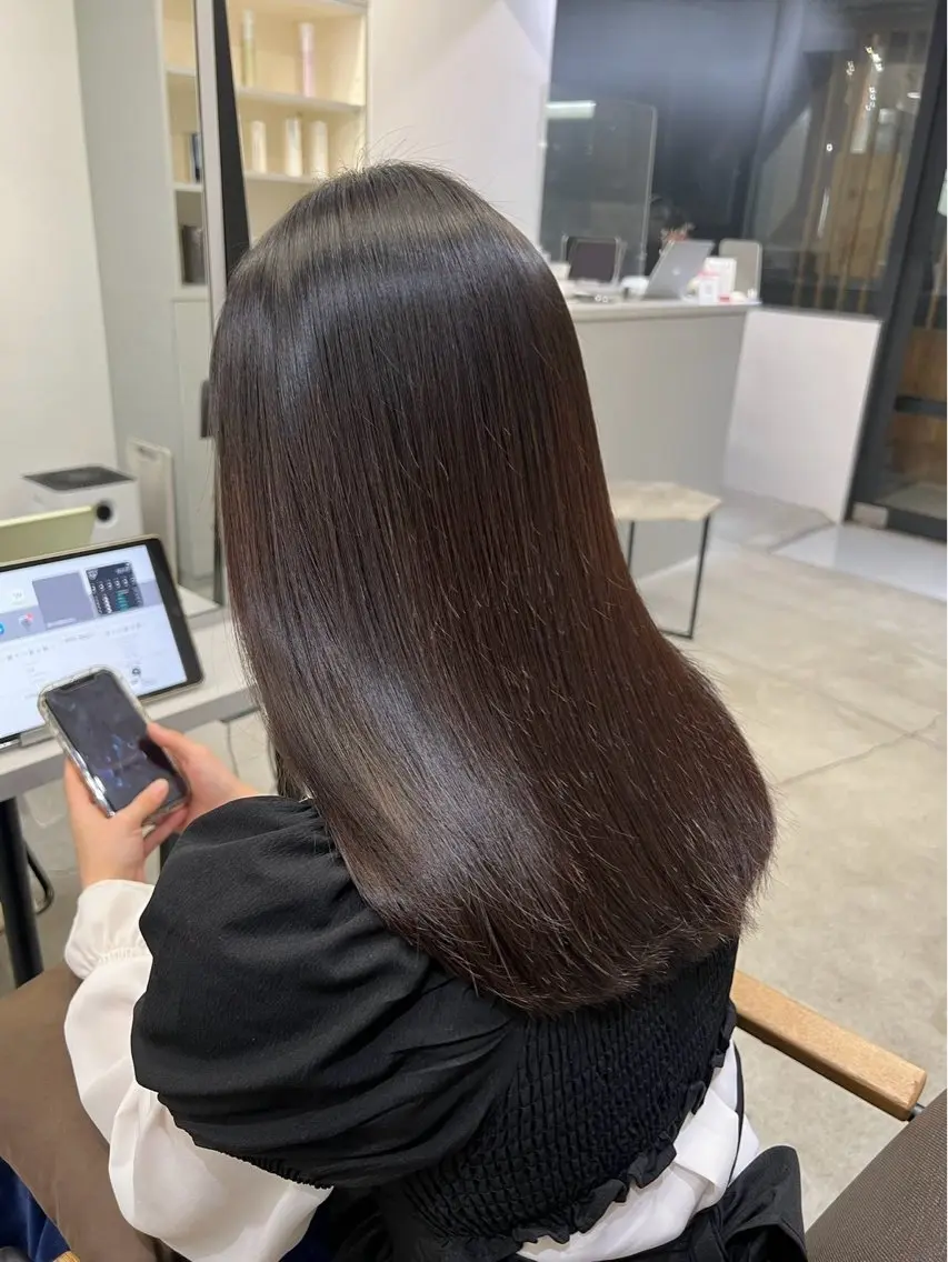 ロング パーマ 髪質改善 レイヤーカット 縮毛矯正 トリートメント 酸性ストレート 縮毛矯正 🍒モテ暖色カラー × うる艶✧ ゆなのヘアスタイル