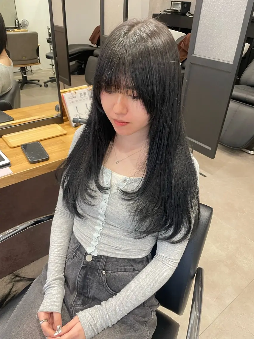 ロング カット ヘアカラー 佐藤 由依/水光カラーのヘアスタイル