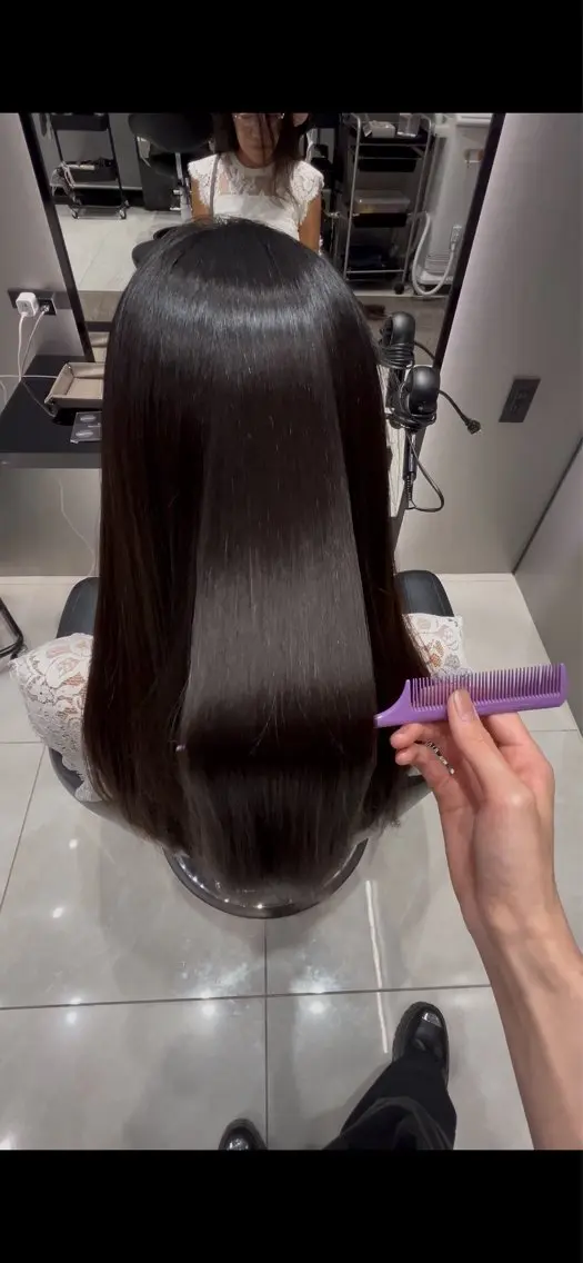 ロング 縮毛矯正 中村 夢咲のヘアスタイル